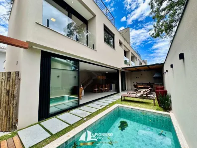 Casa de Condomínio com 4 Quartos à venda, 240m² no Bairro de Juquehy, São Sebastião