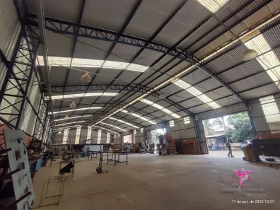 Galpão/Depósito/Armazém à venda, 1800m² no Distrito Industrial, Leme