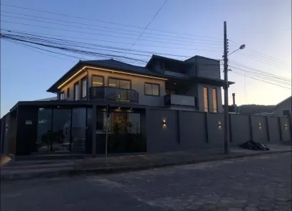 Casa com 5 Quartos à venda, 300m² no Village, Imbituba