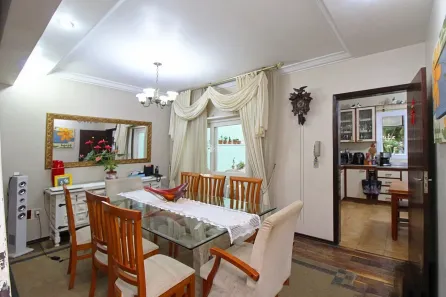 Casa com 3 Quartos à venda, 238m² no Jardim Itu, Porto Alegre