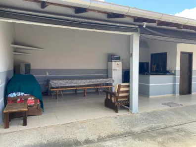 Casa com 2 Quartos à venda, 170m² no Limoeiro, Brusque