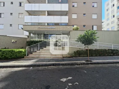 Apartamento com 3 Quartos para alugar, 92m² no Patrimônio, Uberlândia