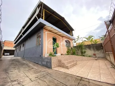 Casa com 3 Quartos à venda, 242m² no Dom Bosco, Belo Horizonte