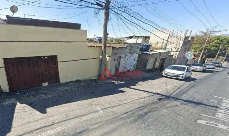 Casa com 3 quartos — Glória, Belo Horizonte