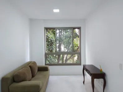 Apartamento com 2 Quartos para alugar, 64m² no Centro, Florianópolis