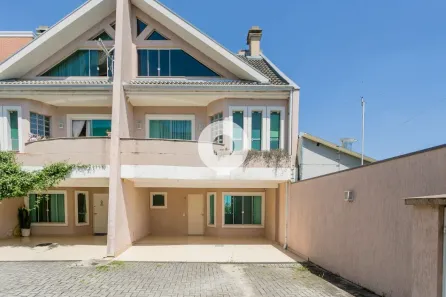Sobrado com 3 Quartos à venda, 235m² no Pilarzinho, Curitiba