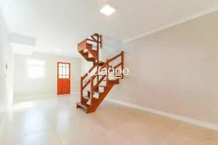 Casa de Condomínio com 2 Quartos para alugar, 103m² no Camaquã, Porto Alegre