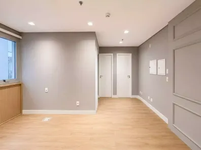 Sala Comercial com 4 Quartos para alugar, 65m² no Itaim Bibi, São Paulo