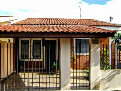 Casa com 2 Quartos à venda, 210m² no Jd Holiday, São Pedro