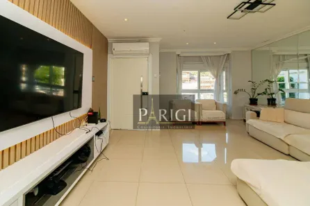 Casa com 4 Quartos para alugar, 240m² no Chácara das Pedras, Porto Alegre
