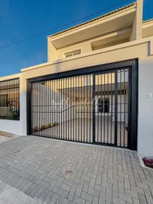 Sobrado com 3 Quartos à venda, 110m² no Orfãs, Ponta Grossa