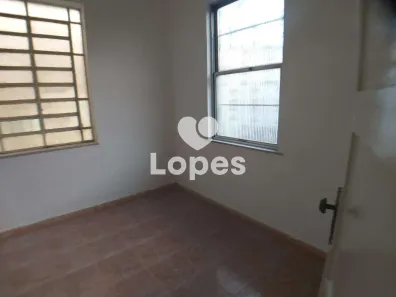 Casa com 7 Quartos à venda, 200m² no Ramos, Rio de Janeiro