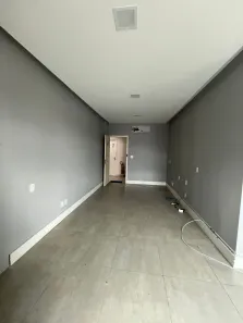 Sala Comercial para alugar, 40m² no Jardim Primavera, Duque de Caxias