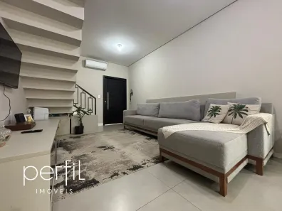 Sobrado com 3 Quartos à venda, 159m² no Glória, Joinville