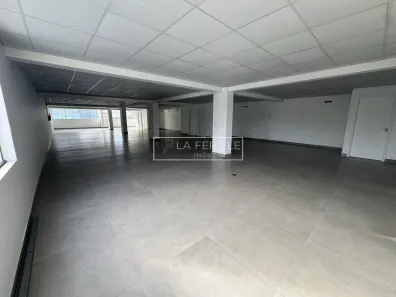 Sala Comercial para alugar, 320m² no Centro, Itajaí