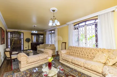 Casa com 5 Quartos à venda, 370m² no Bacacheri, Curitiba
