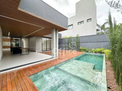Casa de Condomínio com 3 Quartos à venda, 240m² no Residencial Anaville, Anápolis