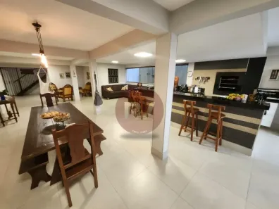 Casa com 3 Quartos à venda, 386m² no Amaro, Londrina