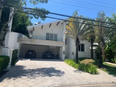Casa de Condomínio com 5 Quartos para alugar, 516m² no Alphaville, Santana de Parnaíba