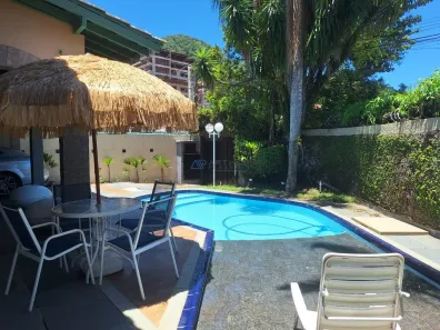 Sobrado com 5 Quartos à venda, 450m² no Canto do Forte, Praia Grande
