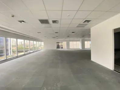 Sala Comercial para venda ou aluguel, 351m² no Vila Gertrudes, São Paulo