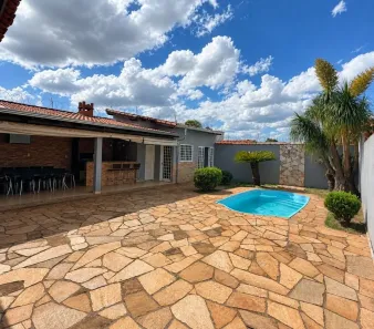 Casa com 3 Quartos à venda, 185m² no Cidade Jardim, Uberlândia