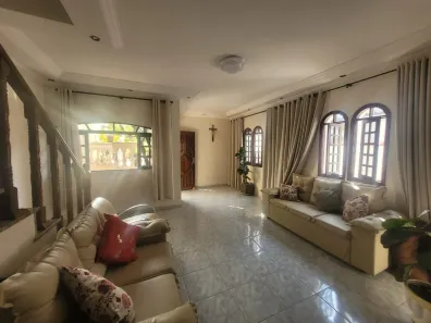 Sobrado com 3 Quartos à venda, 243m² no Montanhão, São Bernardo do Campo