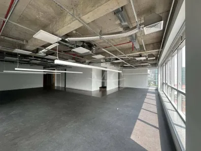 Sala Comercial para alugar, 490m² no Pinheiros, São Paulo