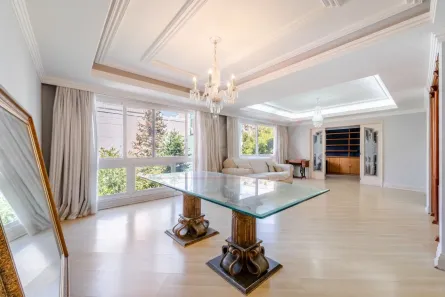Apartamento com 3 Quartos à venda, 224m² no Mont Serrat, Porto Alegre