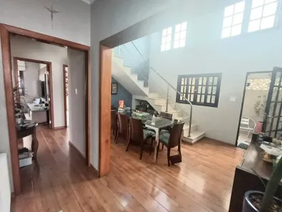 Sobrado com 3 Quartos à venda, 147m² no Jardim América, São José dos Campos