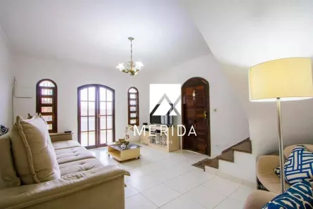 Sobrado com 3 Quartos para alugar, 278m² no Vila Valparaíso, Santo André