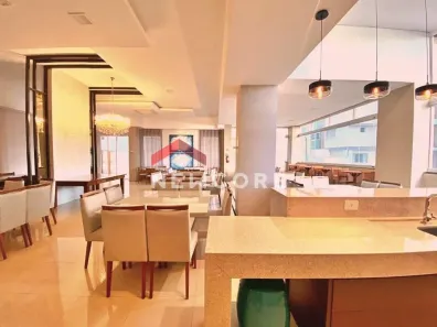 Apartamento com 3 Quartos à venda, 130m² no Zona 01, Maringá