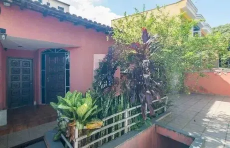 Casa com 3 Quartos para alugar, 250m² no Vila Pires, Santo André