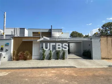 Casa com 3 Quartos à venda, 180m² no Plano Diretor Sul, Palmas