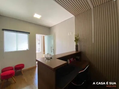 Imóvel Comercial com 7 Quartos para alugar, 220m² no Água Branca, Contagem