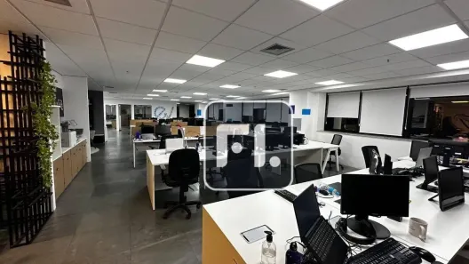 Sala Comercial para alugar, 322m² no Várzea da Barra Funda, São Paulo