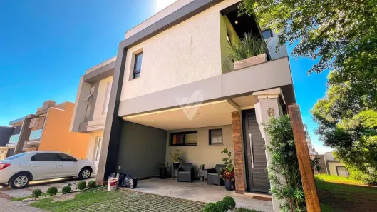 Casa de Condomínio com 3 Quartos à venda, 260m² no Jansen, Gravataí