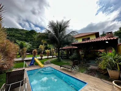 Fazenda/Sítio com 4 Quartos à venda, 160m² no Guaratiba, Rio de Janeiro