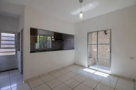 Casa com 3 Quartos para alugar, 90m² no Centro, Guarulhos