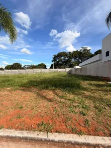 Lote/Terreno à venda, 360m² no Condomínio Residencial Gaudi, Anápolis