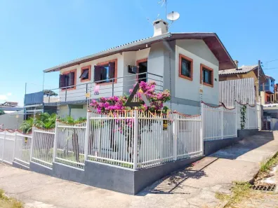 Casa com 4 Quartos à venda, 196m² no Cidade Nova, Caxias do Sul