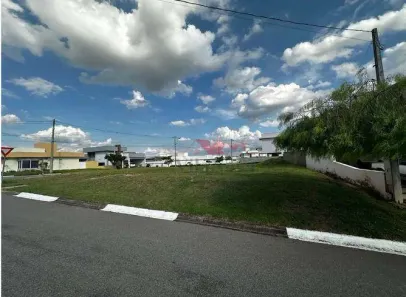 Lote/Terreno à venda, 798m² no Jardim Celani, Salto