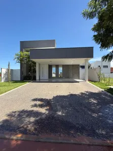 Casa de Condomínio com 3 Quartos à venda, 198m² no Plano Diretor Sul, Palmas