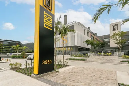 Ponto Comercial para alugar, 203m² no Saco Grande, Florianópolis