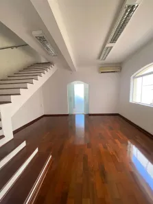 Sobrado com 3 Quartos à venda, 251m² no Vila Lucy, Sorocaba