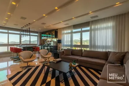 Apartamento com 3 Quartos à venda, 304m² no Agronômica, Florianópolis