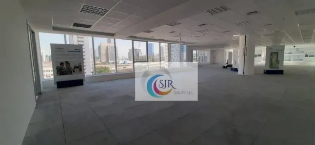 Sala Comercial para alugar, 872m² no Cidade Monções, São Paulo