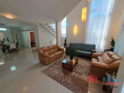 Casa de Condomínio com 3 Quartos à venda, 300m² no Centro, Vinhedo