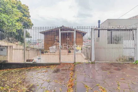Casa com 4 Quartos à venda, 300m² no Jardim Sabará, Porto Alegre