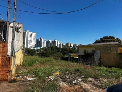 Lote/Terreno à venda, 450m² no Boa Vista, Londrina